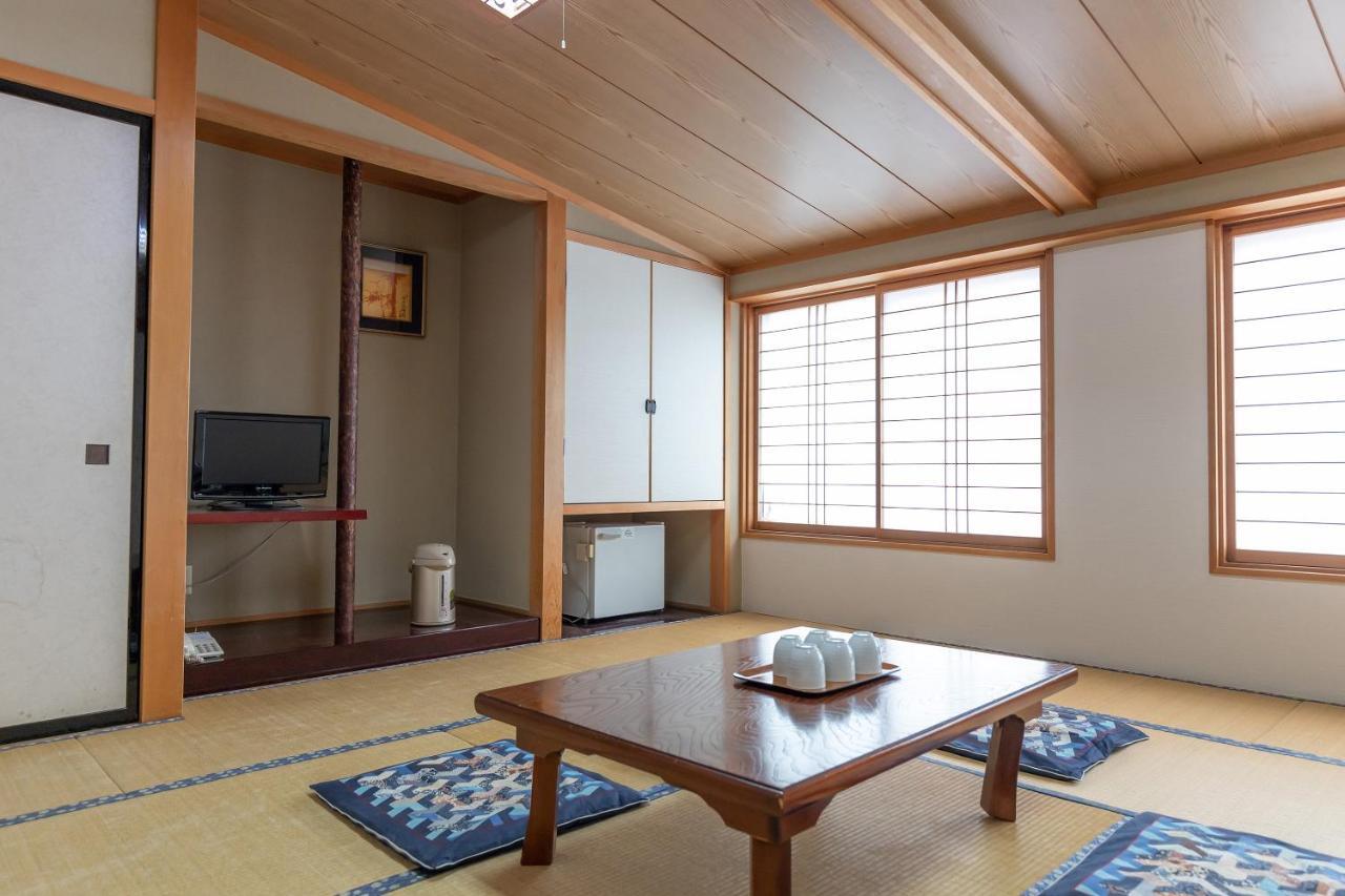 Tabist Kanko Business Hotel Matsuyama Hida Takayama Takayama  Zewnętrze zdjęcie